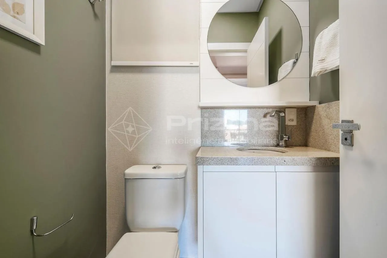 Mario Guilherme - Apto - 303 - Lindo Apartamento Condominio De Alto Padrao Com Piscina E Academia. Bombinhas Brasile